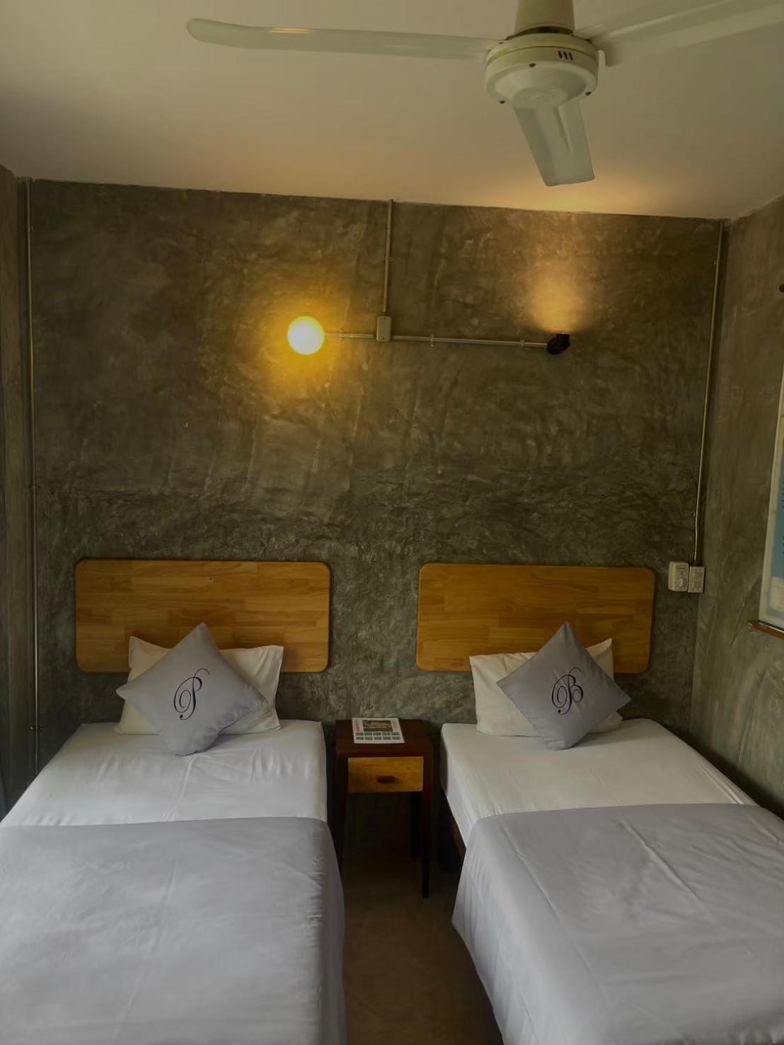 The Picturebook Guesthouse Мае-Сот Экстерьер фото