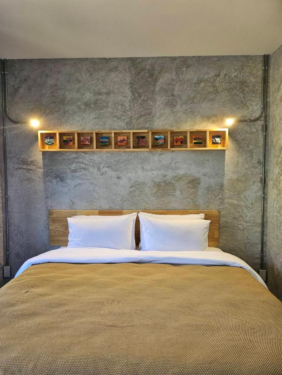 The Picturebook Guesthouse Мае-Сот Экстерьер фото