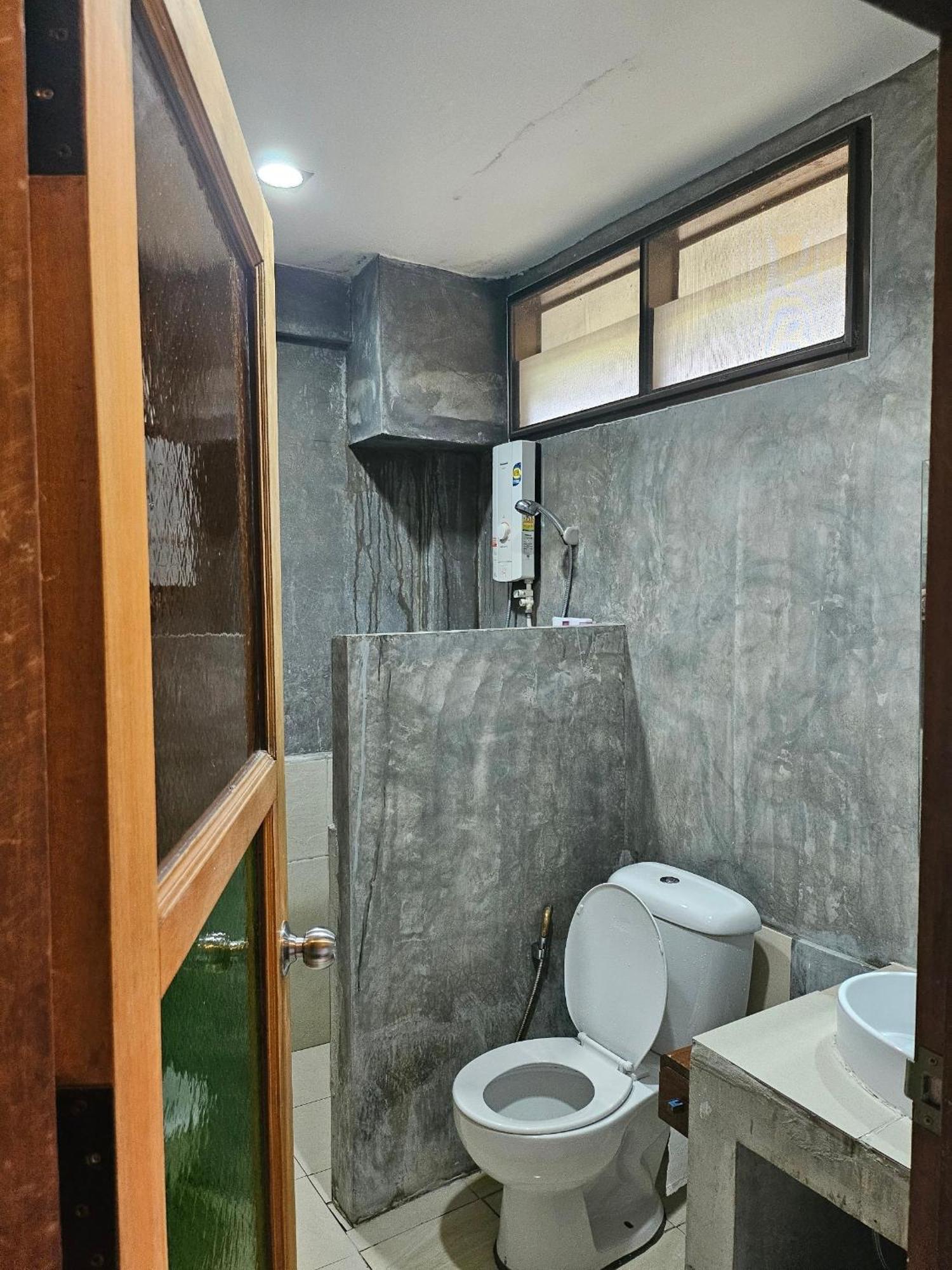 The Picturebook Guesthouse Мае-Сот Экстерьер фото